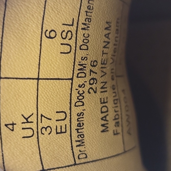 1426- Dr. Martens Women's Chelsea Boots White Color Size 6 - Picture 11 of 12